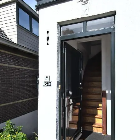 At The Butchers Bed & Breakfast 3*